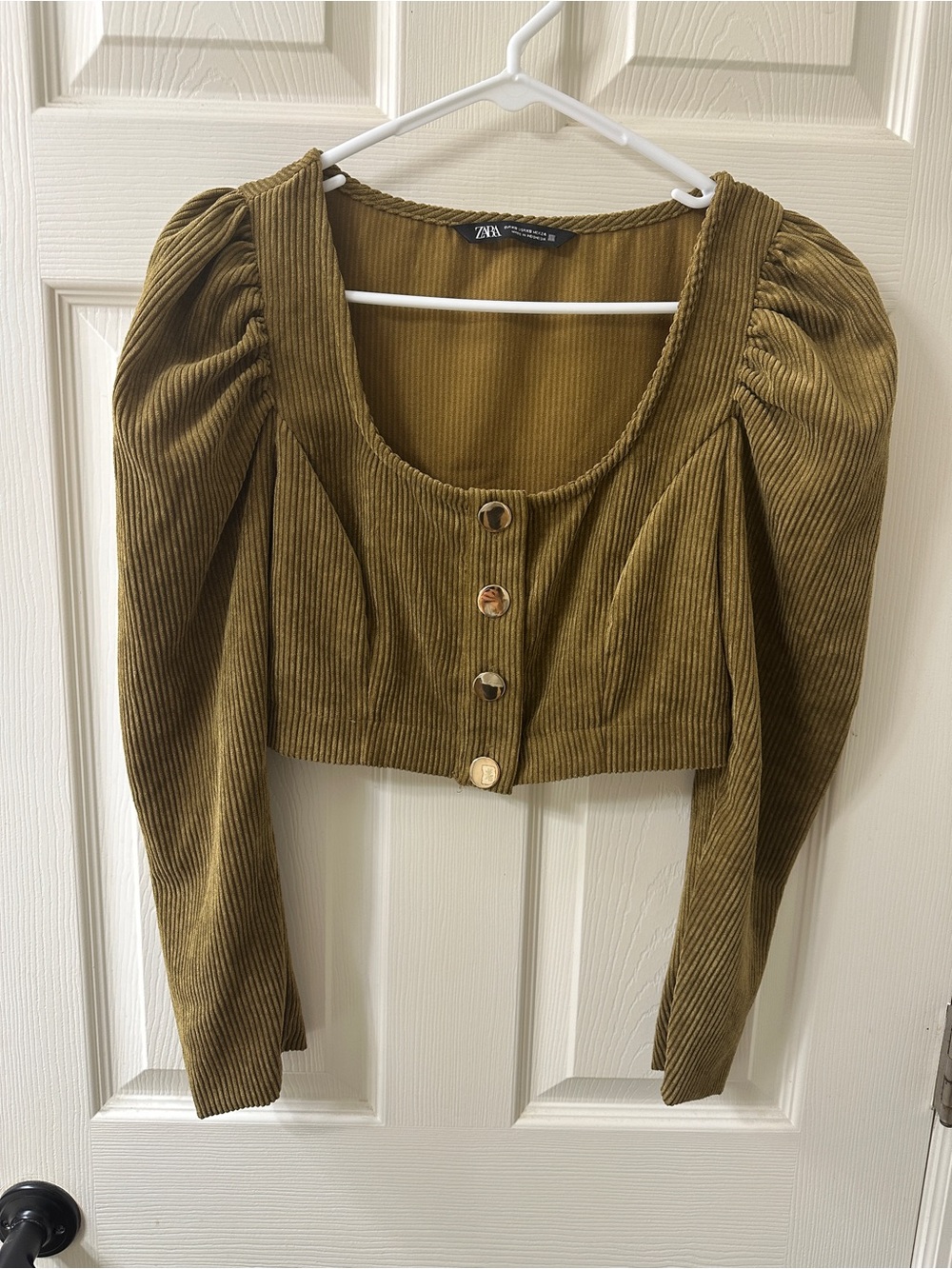 Zara Olive Green Ribbed Cropped Puff Sleeve Button Front Top